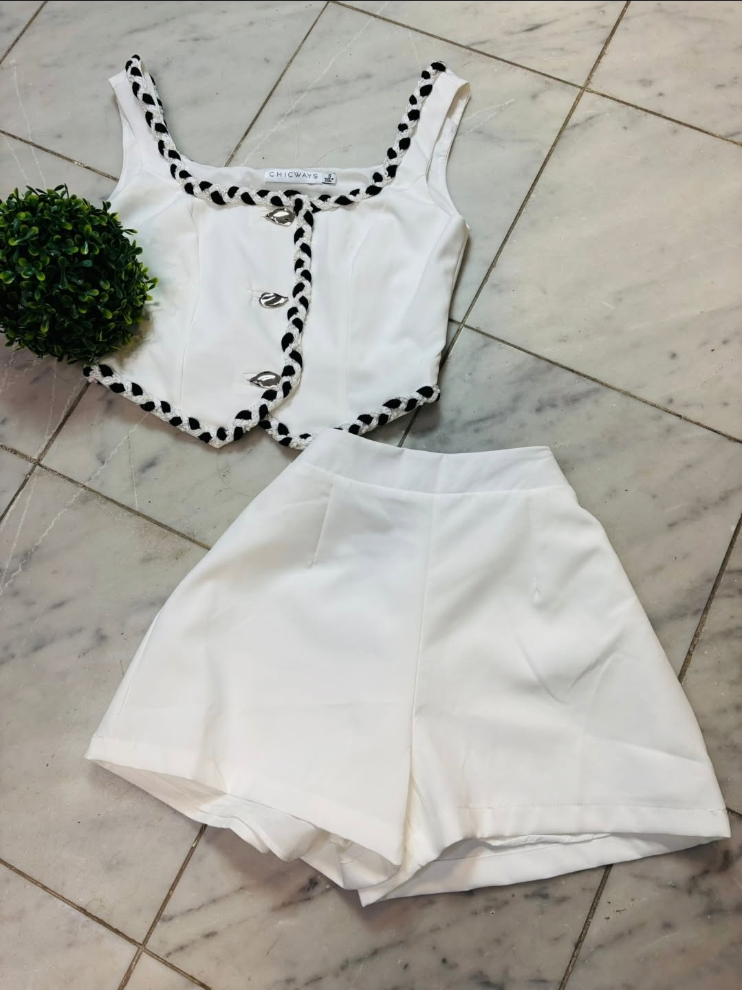 White Noir Set